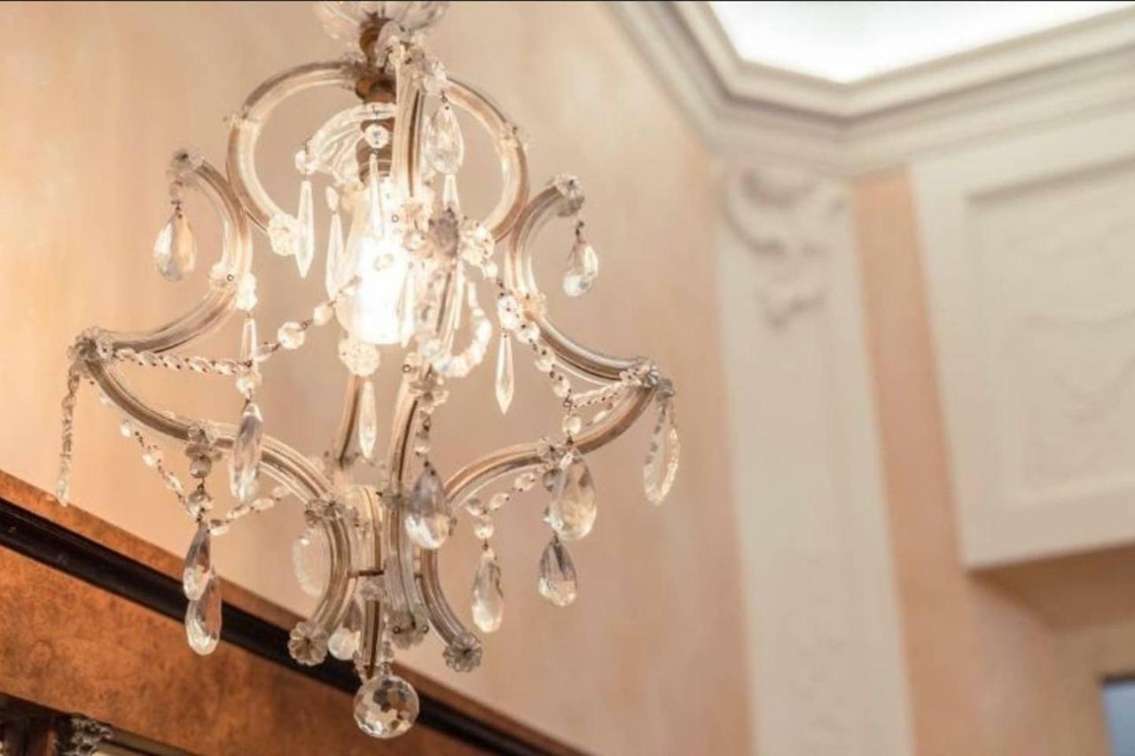Boutique Apartment Урбино Экстерьер фото